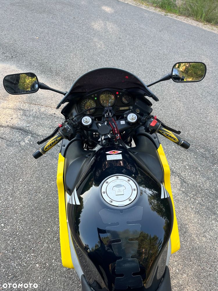 Honda CBR - 6