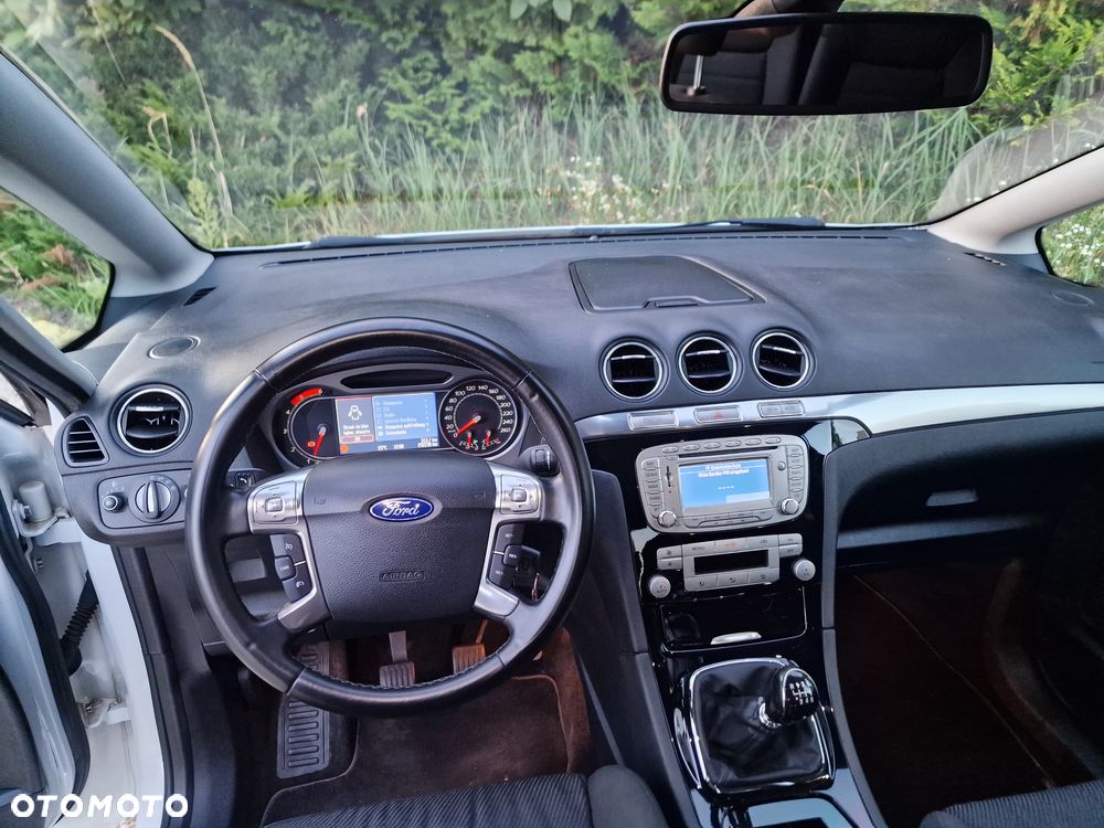 Ford S-Max 2.0 TDCi DPF Titanium X - 33