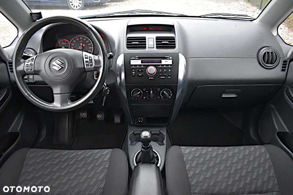 Suzuki SX4 - 5
