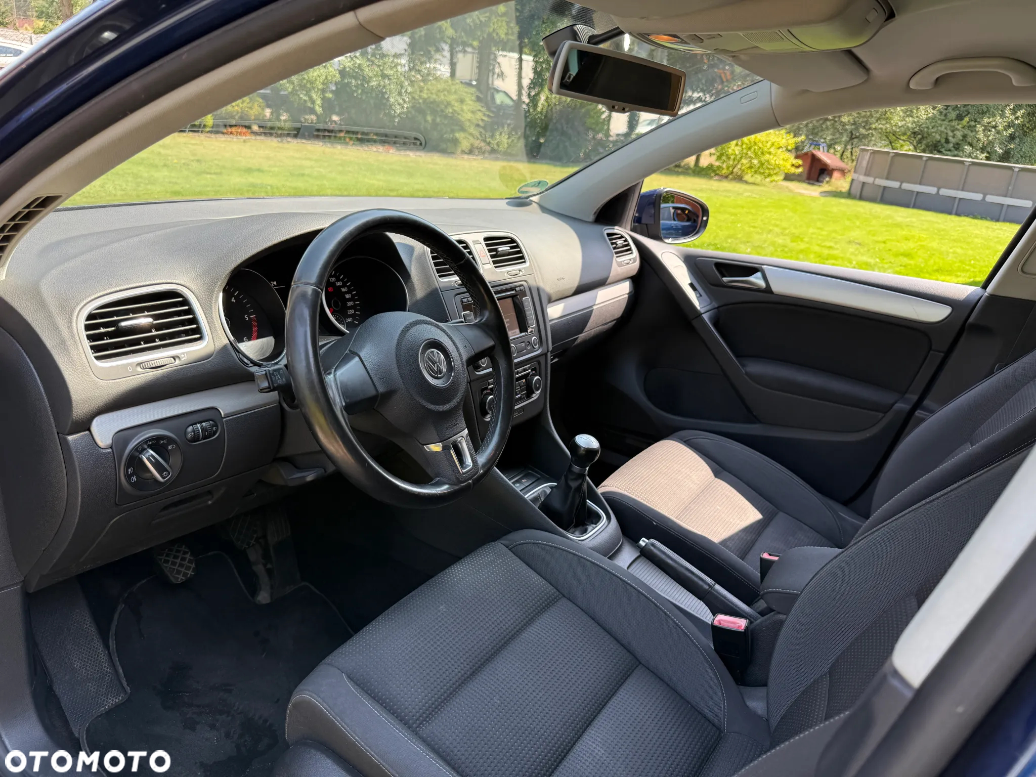 Volkswagen Golf 1.6 TDI DPF BlueMotion Technology move - 17