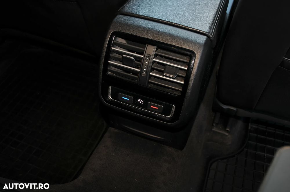 Volkswagen Passat 2.0 TDI DSG Highline - 22