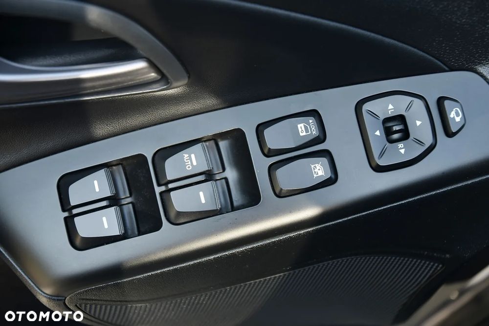 Hyundai ix35 1.6 GDI Premium 2WD - 24