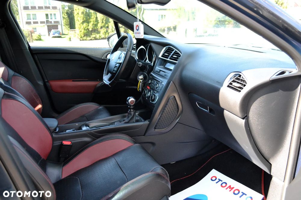 Citroën DS4 HDi 165 SportChic - 9