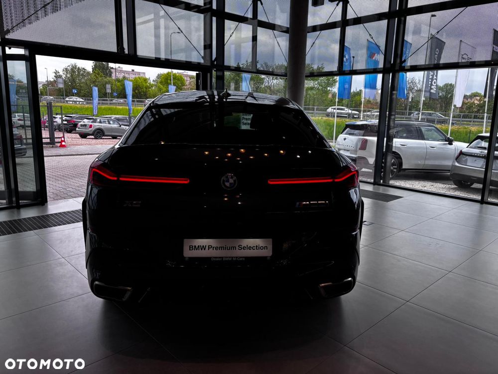 BMW X6 - 11