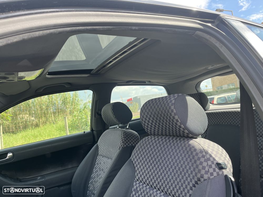 Audi A3 1.9 TDI Attraction - 4