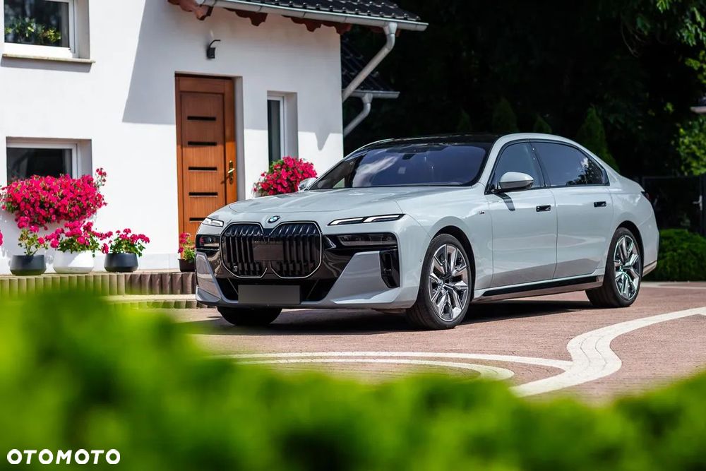 BMW Seria 7 740d xDrive mHEV Individual Edition sport - 10