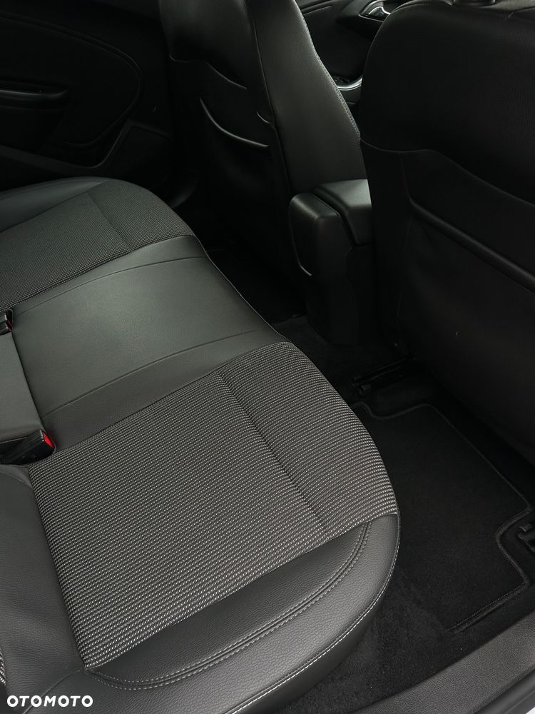 Opel Astra 1.7 CDTI Cosmo - 23