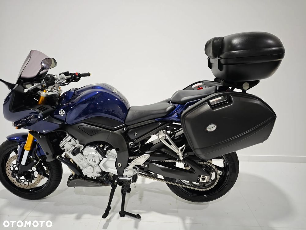 Yamaha FZ - 22