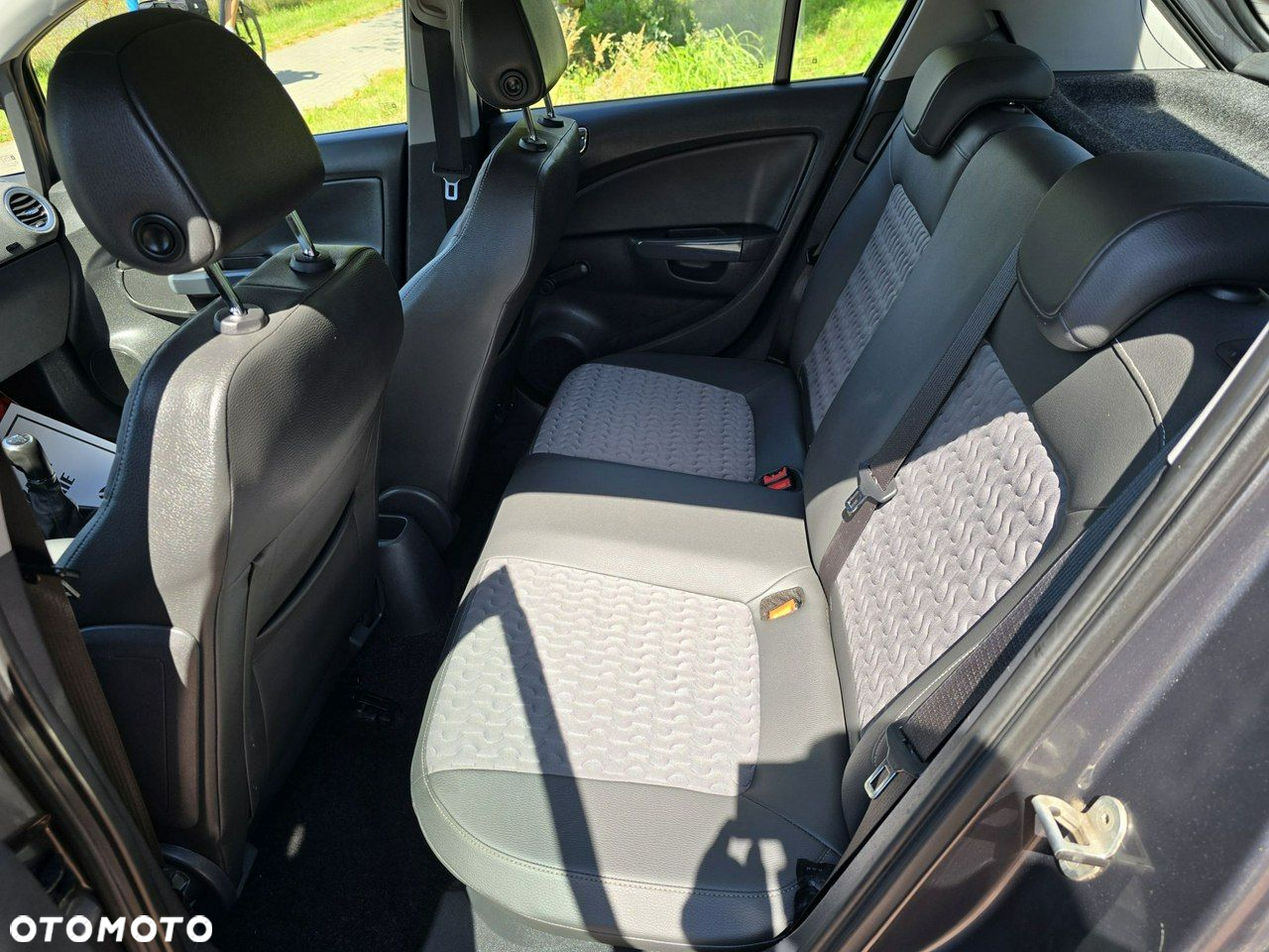 Opel Corsa - 19