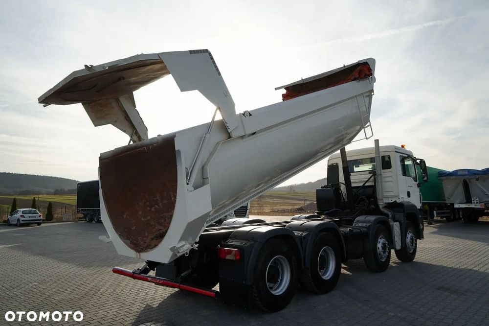 MAN TGS 35.440 / 8X4 / WYWROTKA TYLNOZSYPOWA / HYDROKLAPA / MANUAL  / EURO 5 - 4