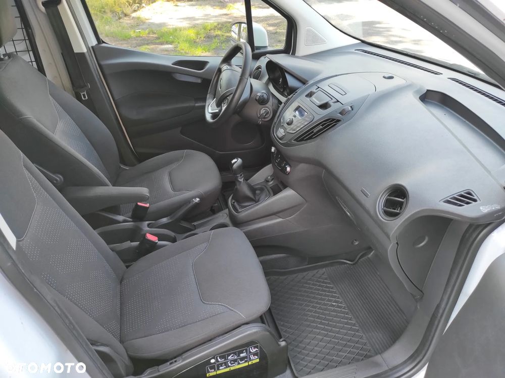 Ford Courier - 7