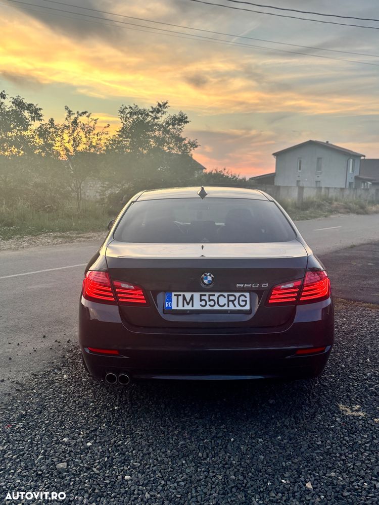 BMW Seria 5 520d Aut. - 5