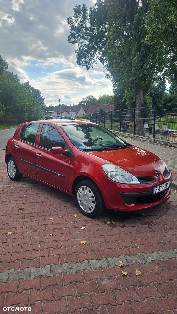 Renault Clio - 3