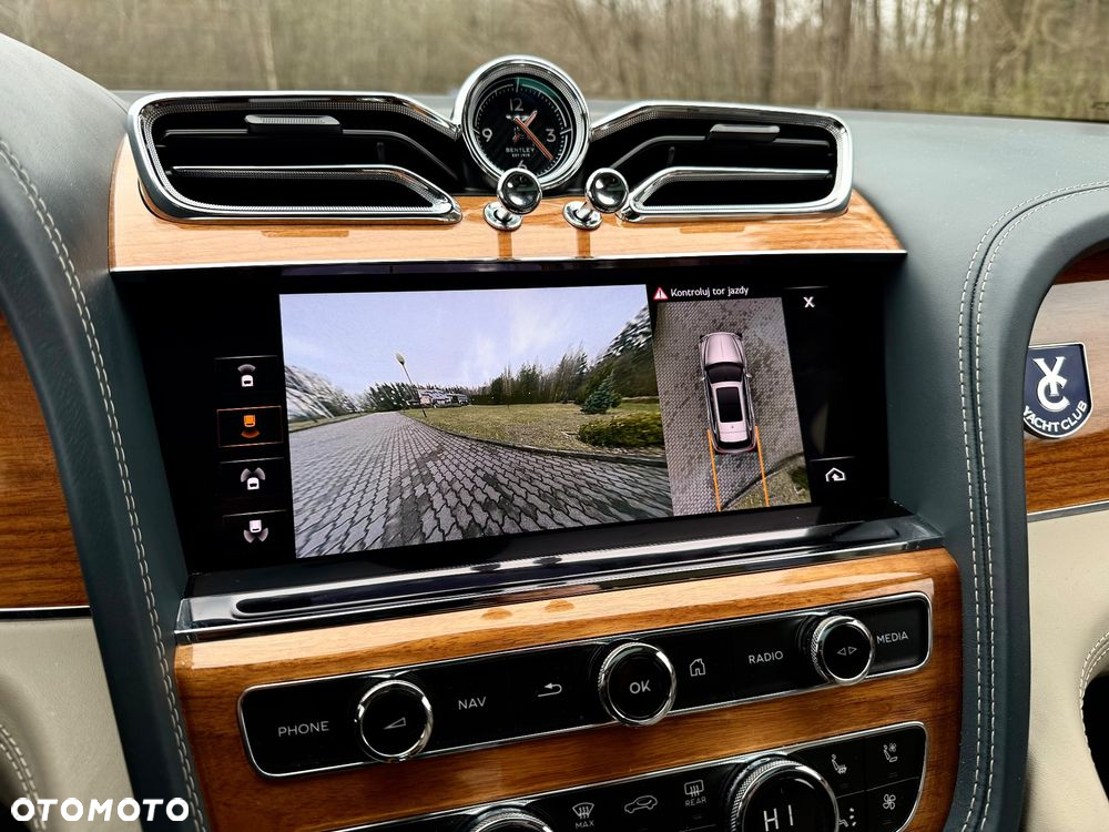 Bentley Bentayga - 18