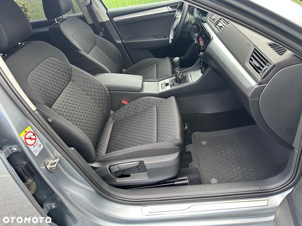 Skoda Superb 2.0 TDI Ambition - 15