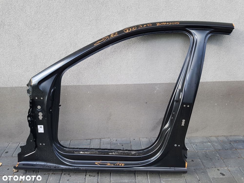 audi a4 b9 lewy próg poszycie progu słupek rama bok 8w5809075a 8w5810075a - 2