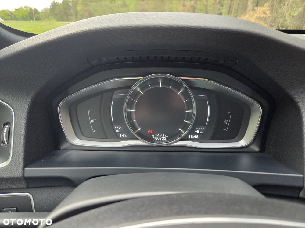Volvo V60 D3 Momentum - 13