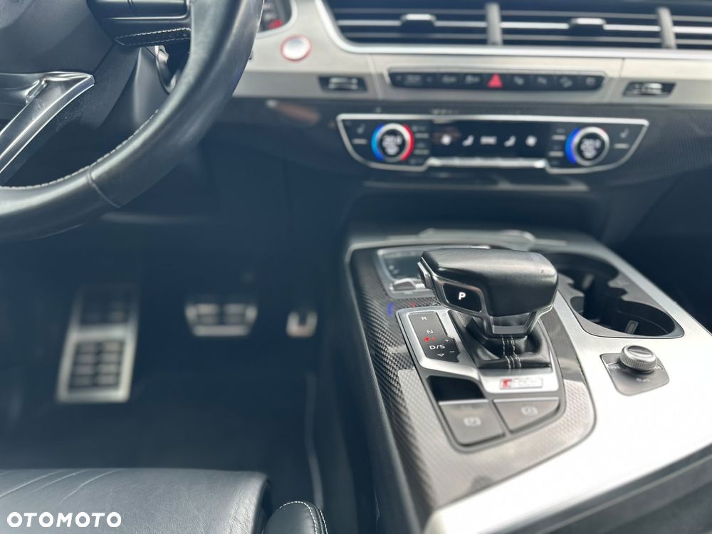 Audi SQ7 4.0 TDI Quattro Tiptronic - 24