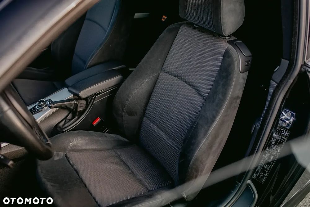 BMW Seria 3 330d - 2
