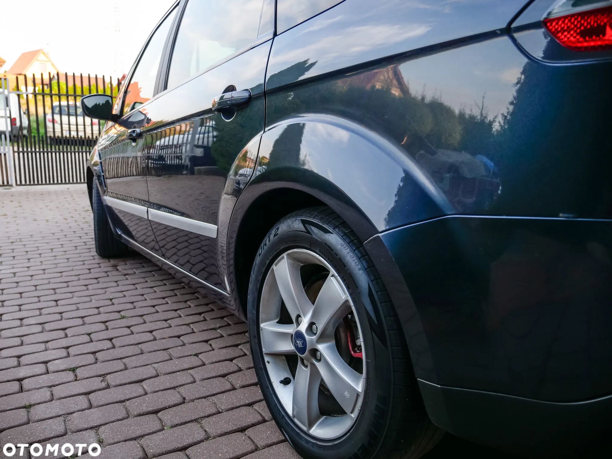 Ford S-Max - 8