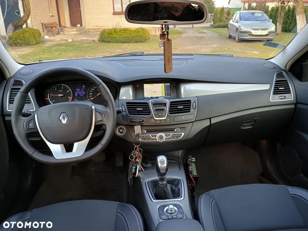 Renault Laguna dCi 110 FAP Paris Business - 8