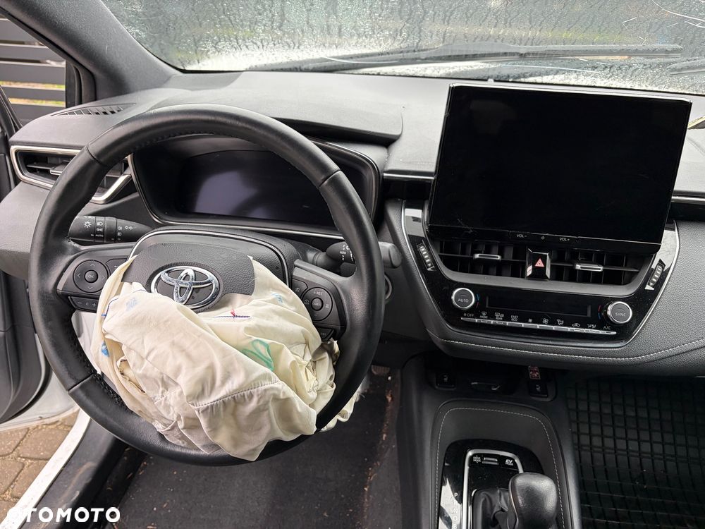 Toyota Corolla 1.8 Hybrid Style - 13