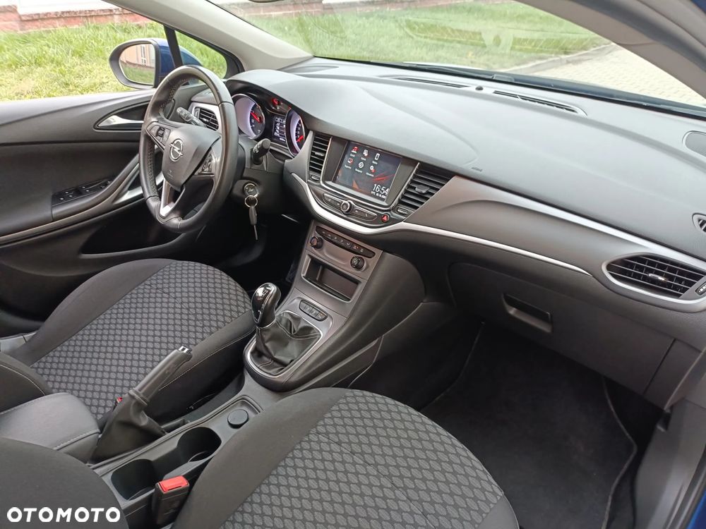 Opel Astra 1.5 D Start/Stop Sports Tourer - 17