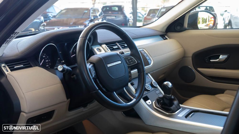 Land Rover Range Rover Evoque 2.0 eD4 SE Dynamic - 4