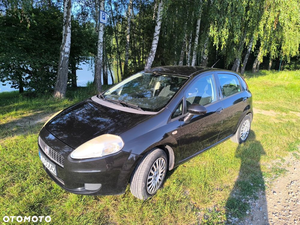 Fiat Grande Punto Actual 1.4 8V Estiva Blue&Me - 5
