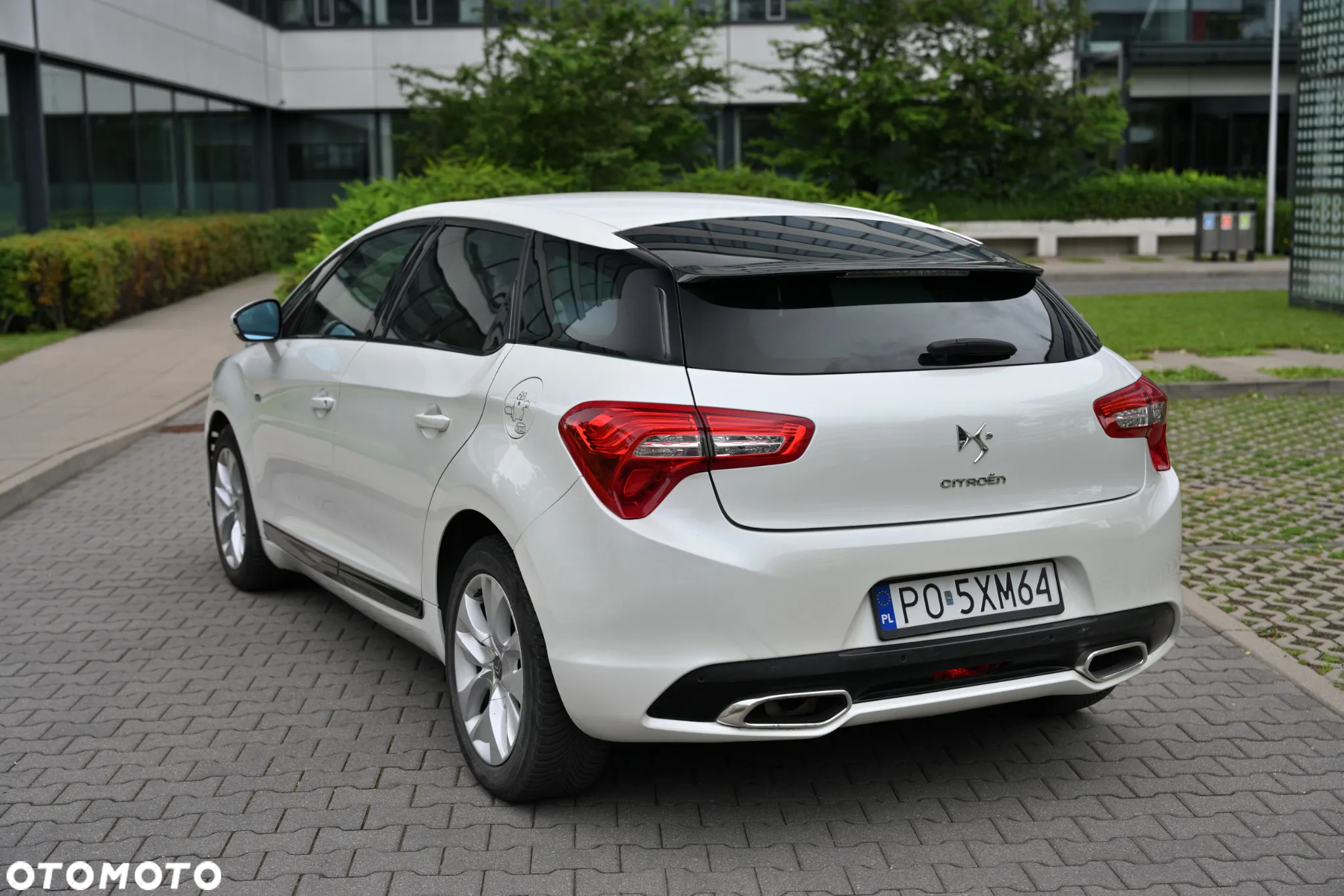 Citroën DS5 2.0 HDi Hybrid4 SoChic MCP - 21
