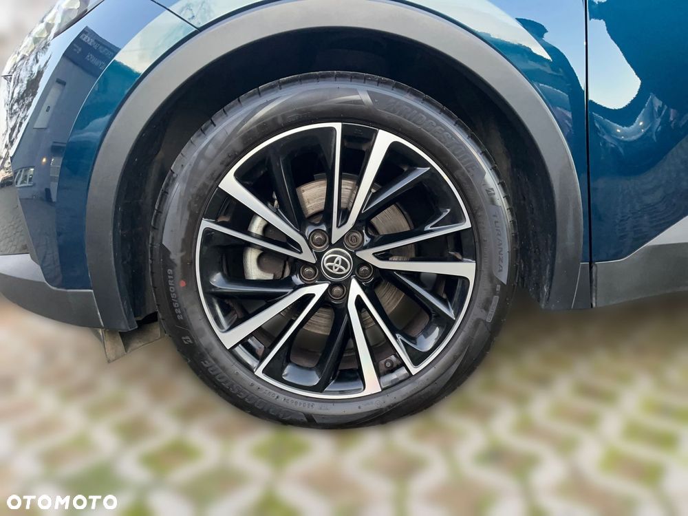 Toyota C-HR - 10