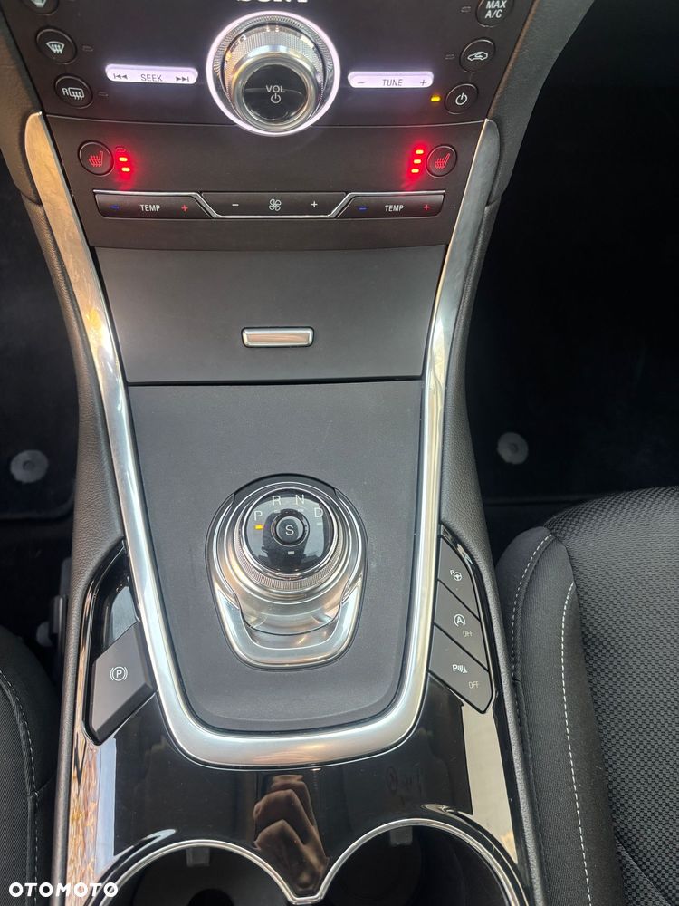 Ford S-Max 2.0 EcoBlue Titanium - 12