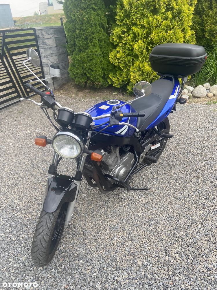 Suzuki GS - 9