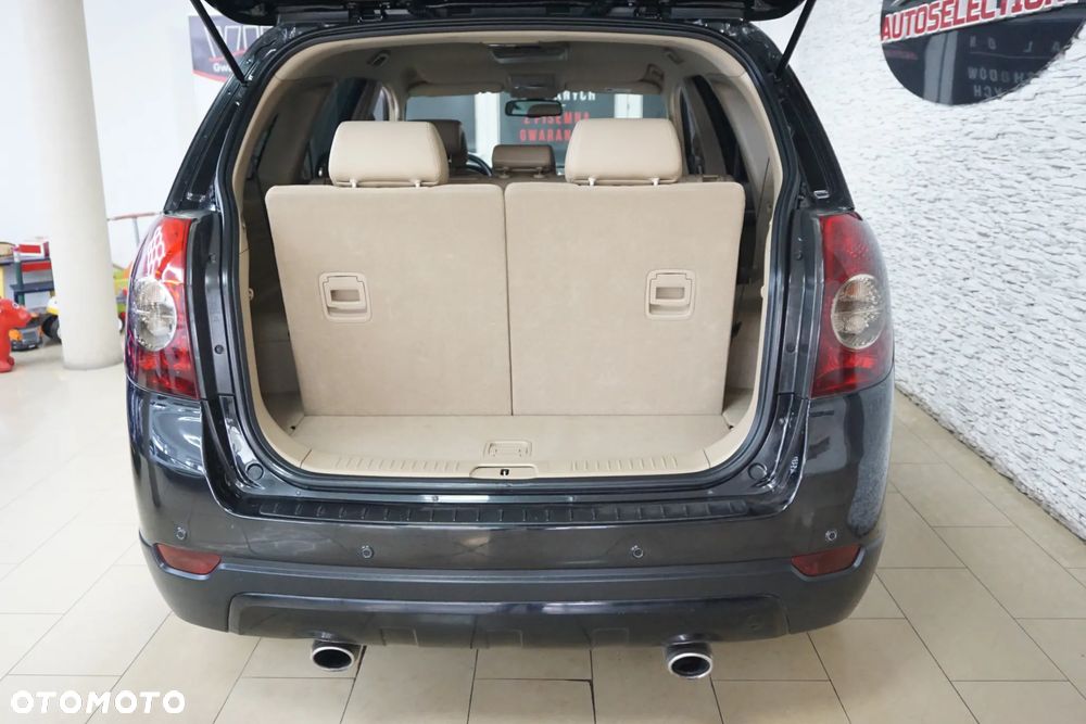 Chevrolet Captiva 2.0 4WD 7 Sitzer Automatik LT Exclusive - 18
