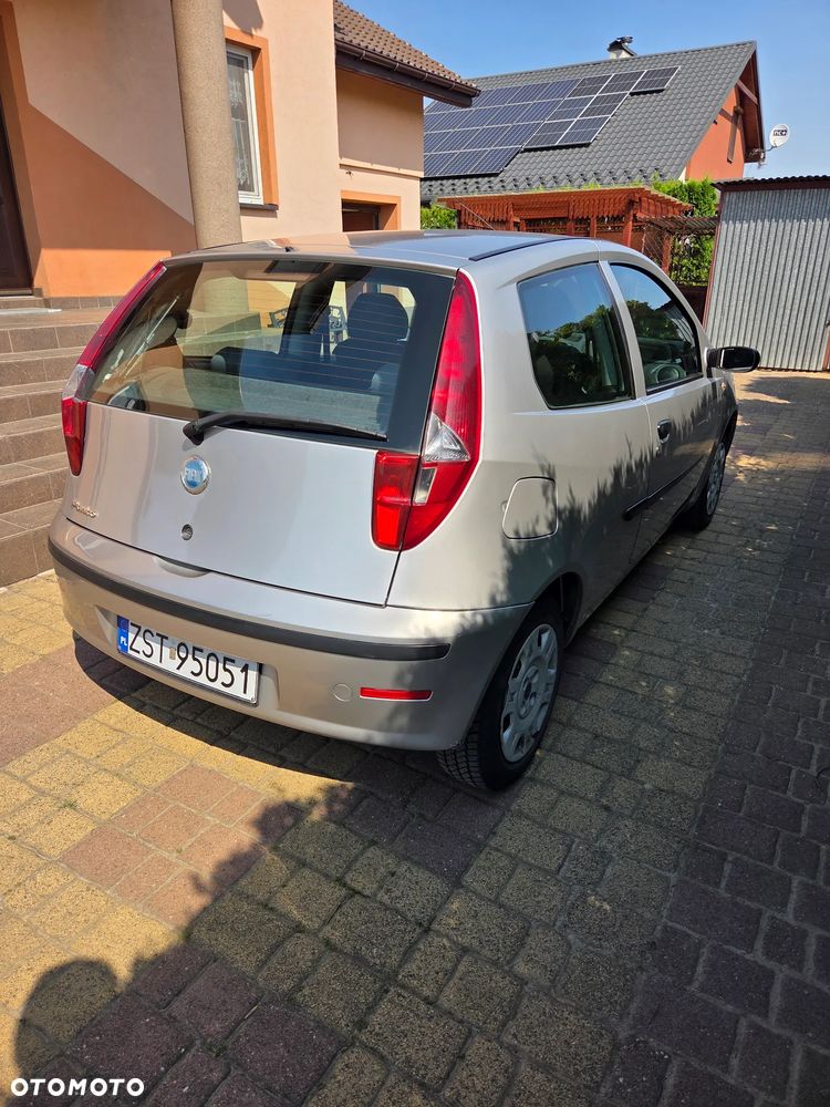 Fiat Punto 1.2 8V Active - 8