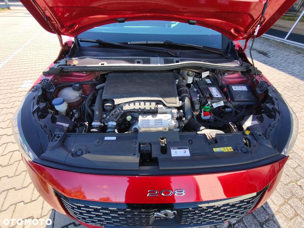 Peugeot 208 - 15