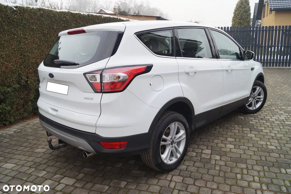 Ford Kuga 1.5 EcoBoost 2x4 Cool & Connect - 4