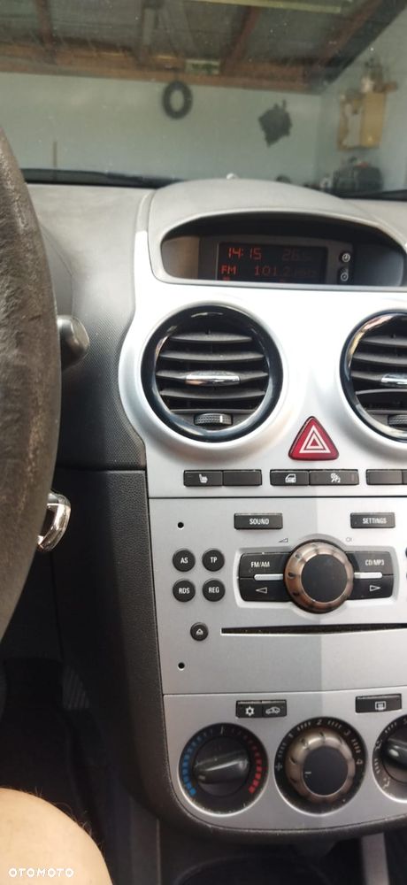 Opel Corsa 1.0 12V Essentia - 6