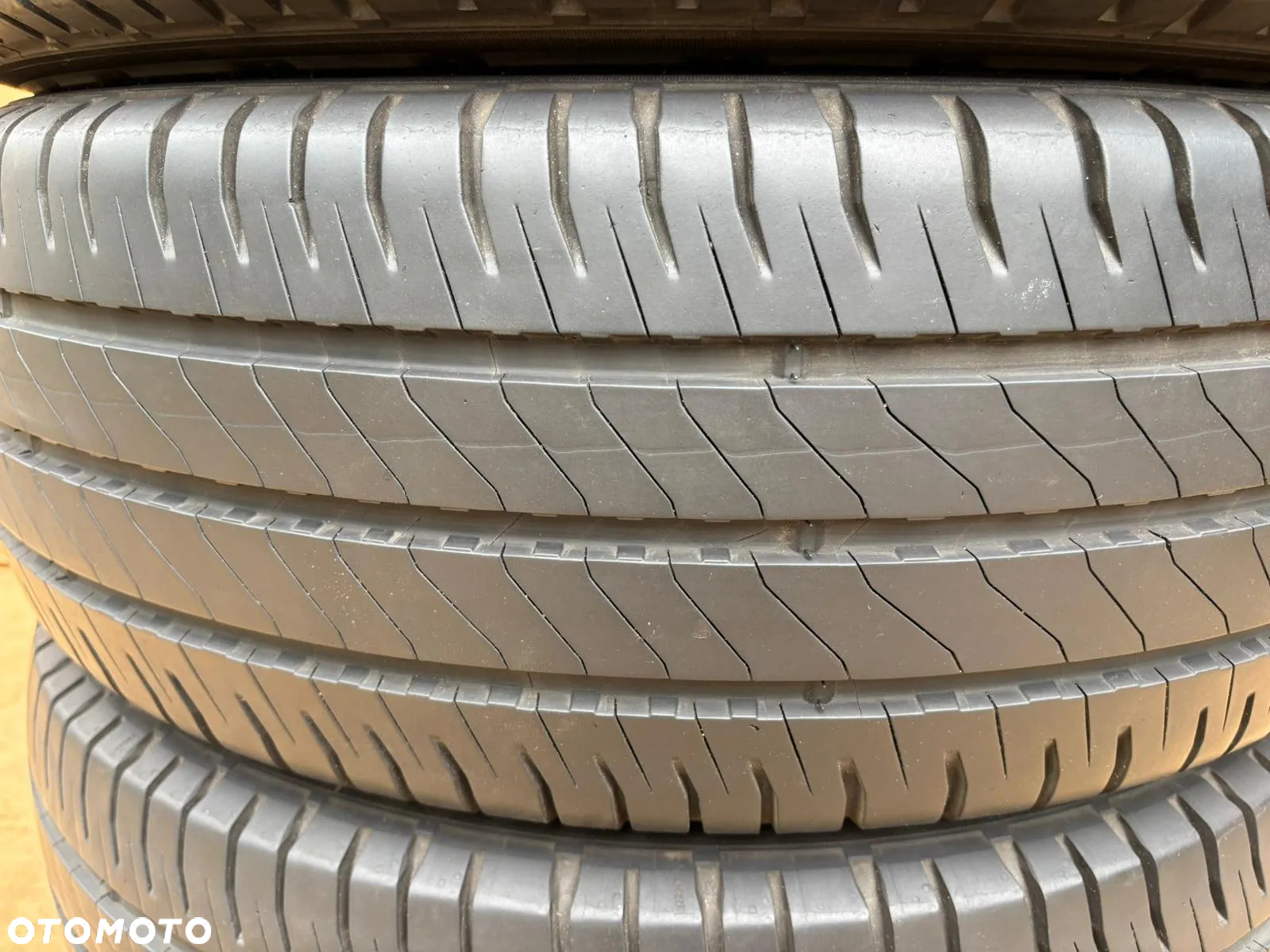 Opony Letnie Michelin Agilis 3 235/65 R16C 121/119 R Komplet Ładne Sprinter Crafter - 4