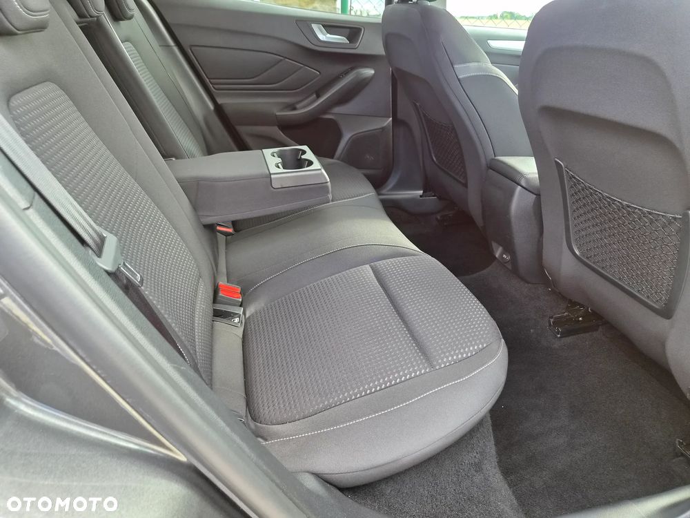 Ford Focus 1.0 EcoBoost Start-Stopp-System TITANIUM STYLE - 8