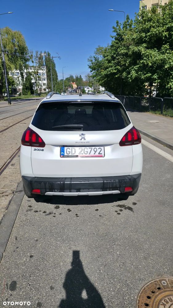 Peugeot 2008 1.2 Pure Tech Allure S&S EAT6 - 2