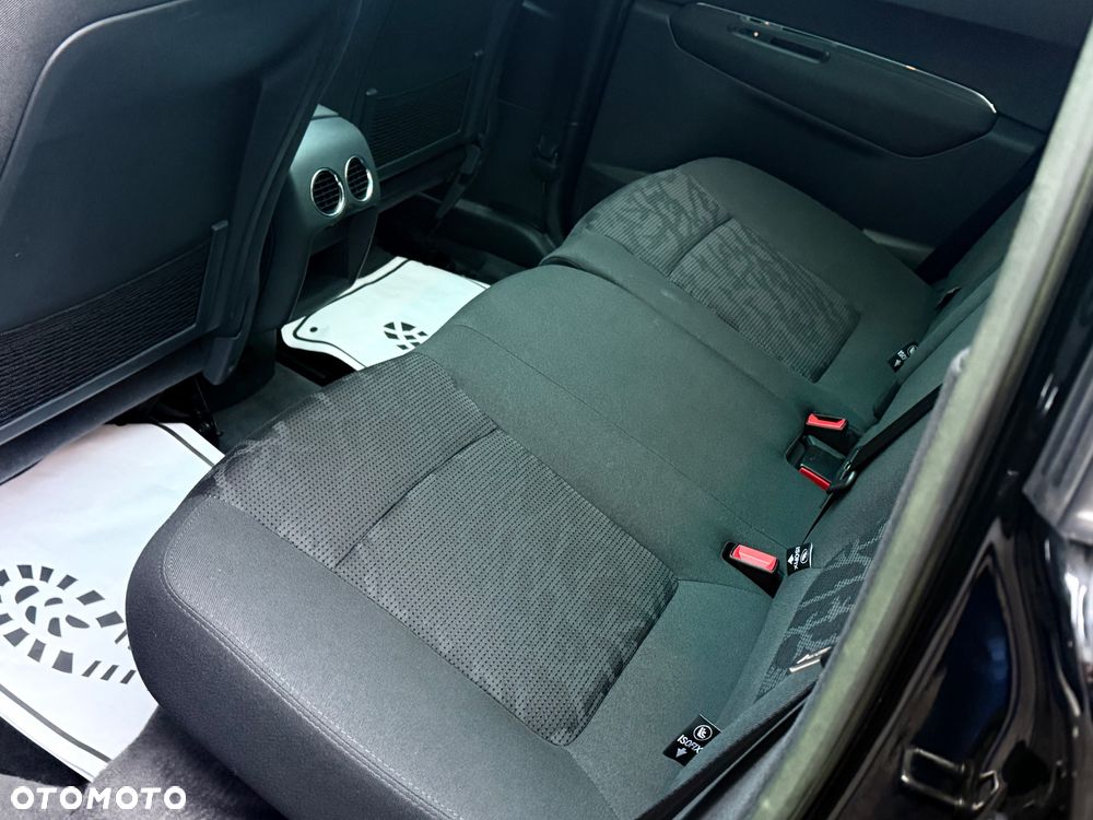 Peugeot 3008 1.6 HDi Style - 17