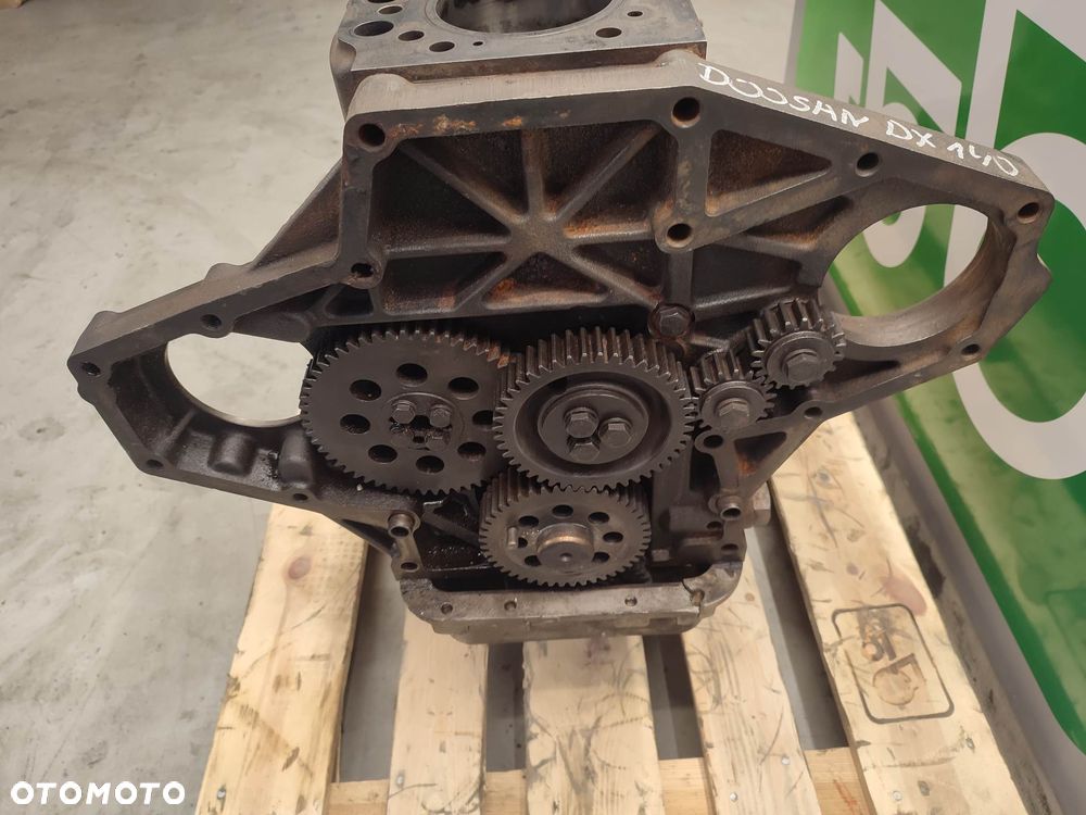 Blok silnika Doosan DX 140W (Doosan DL06) - 12