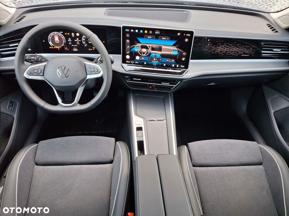 Volkswagen Passat - 22