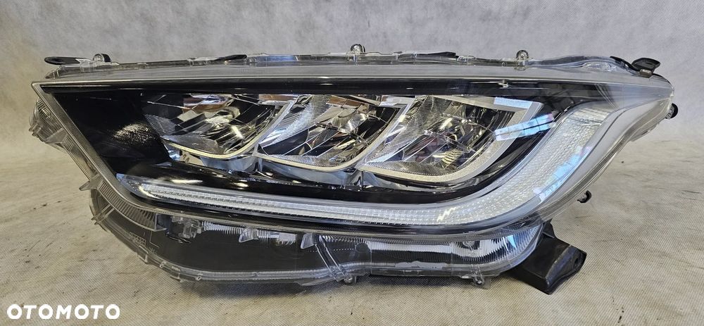 Lampa lewa FULL LED Toyota Yaris 81150-K0081