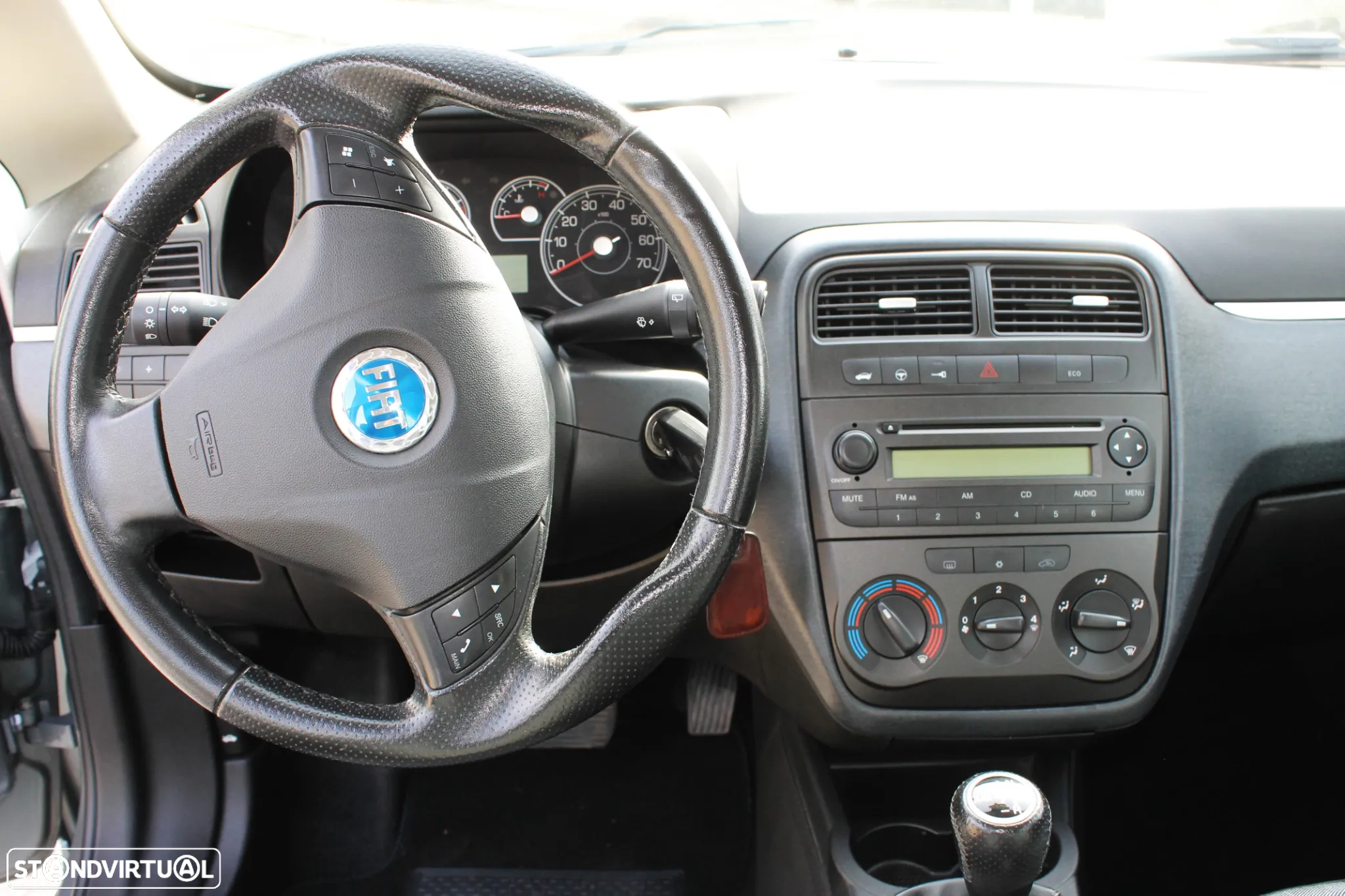 Fiat Grande Punto - 15
