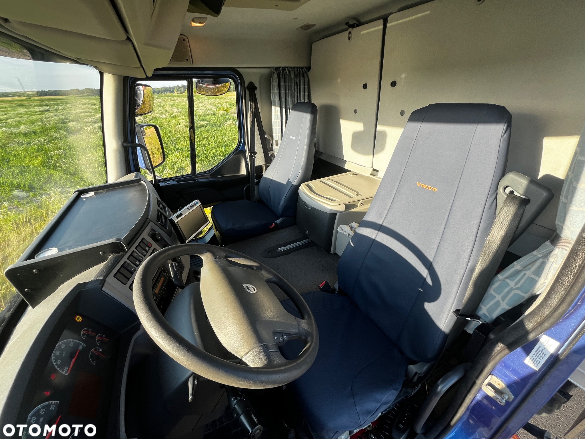 Volvo FL - 11