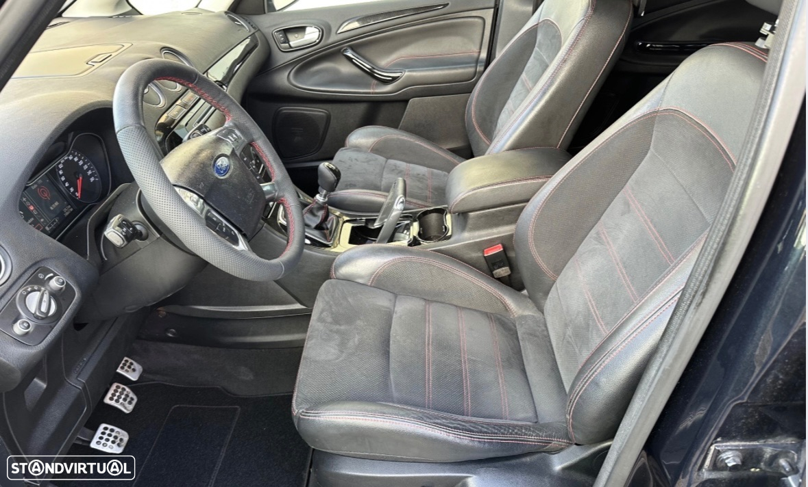 Ford S-Max 2.0 TDCi Titanium 7L - 26