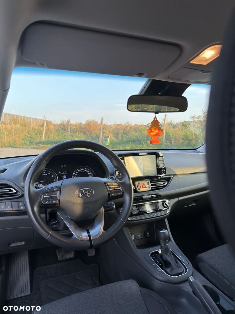 Hyundai i30 1.5 T-GDI 48V Smart DCT - 12
