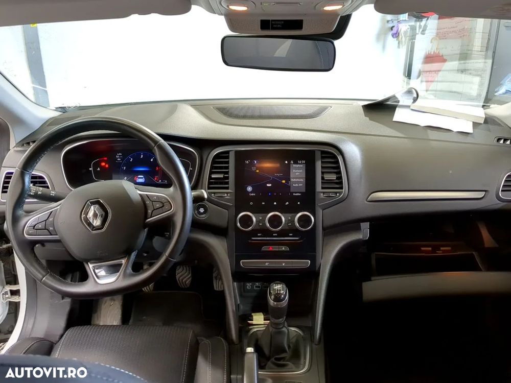 Renault Megane BLUE dCi 115 EQUILIBRE - 8
